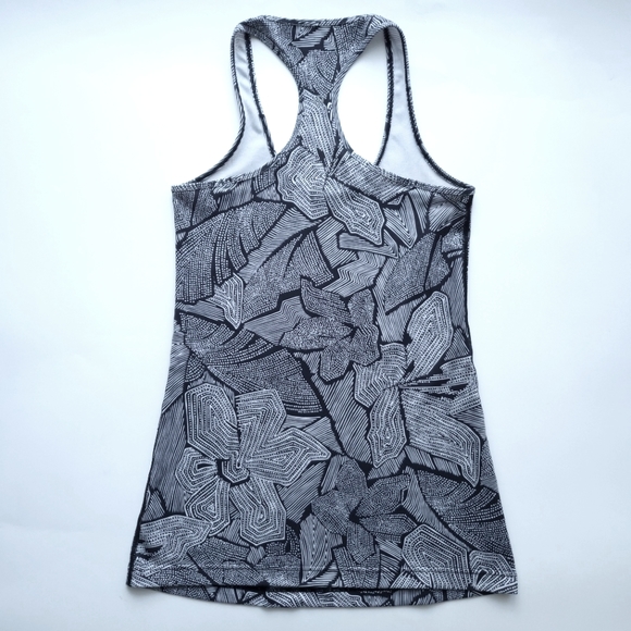 Lululemon Cool Racerback - Picture 5 of 11